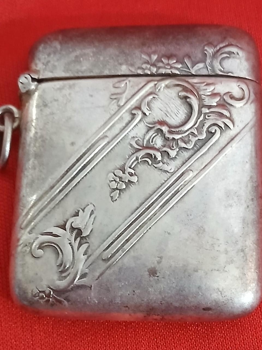 Silver Ornate Vintage Vesta Case - Silver